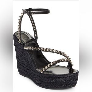 Christian
Louboutin
Mafaldina Zeppa Spike
Platform Wedge Espadrille